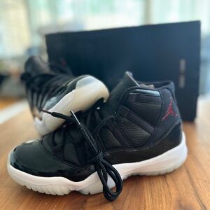 Jordan Retro 11 - 72-10 (2015) - size 8.5